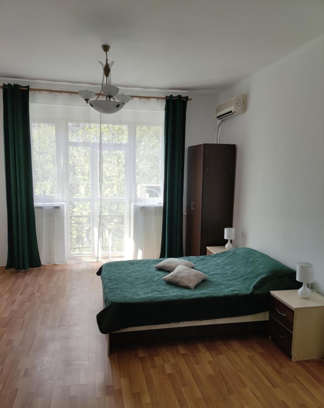 Christie'S 3 Central Apartment To Bucarest Exterior photo
